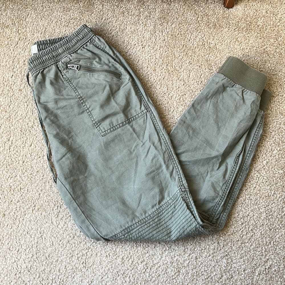 Abercrombie & Fitch Women's Moto Green Cotton Blend Utility Joggers, Size XS - Picture 5 of 15